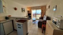 Appartement dans résidence avec piscine LAVANDOU 83980 centre ville proche plage